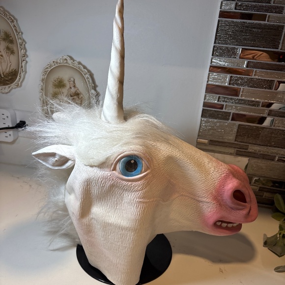 Unicorn Head Halloween Mask Rubber/Silicone Unisex Adult Sz Costume Head Unisex - Picture 1 of 7